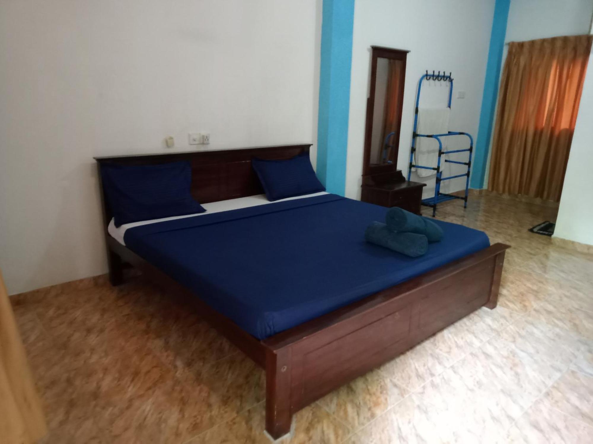 Suninn Hostel And Surf School เวลิกามา ภายนอก รูปภาพ