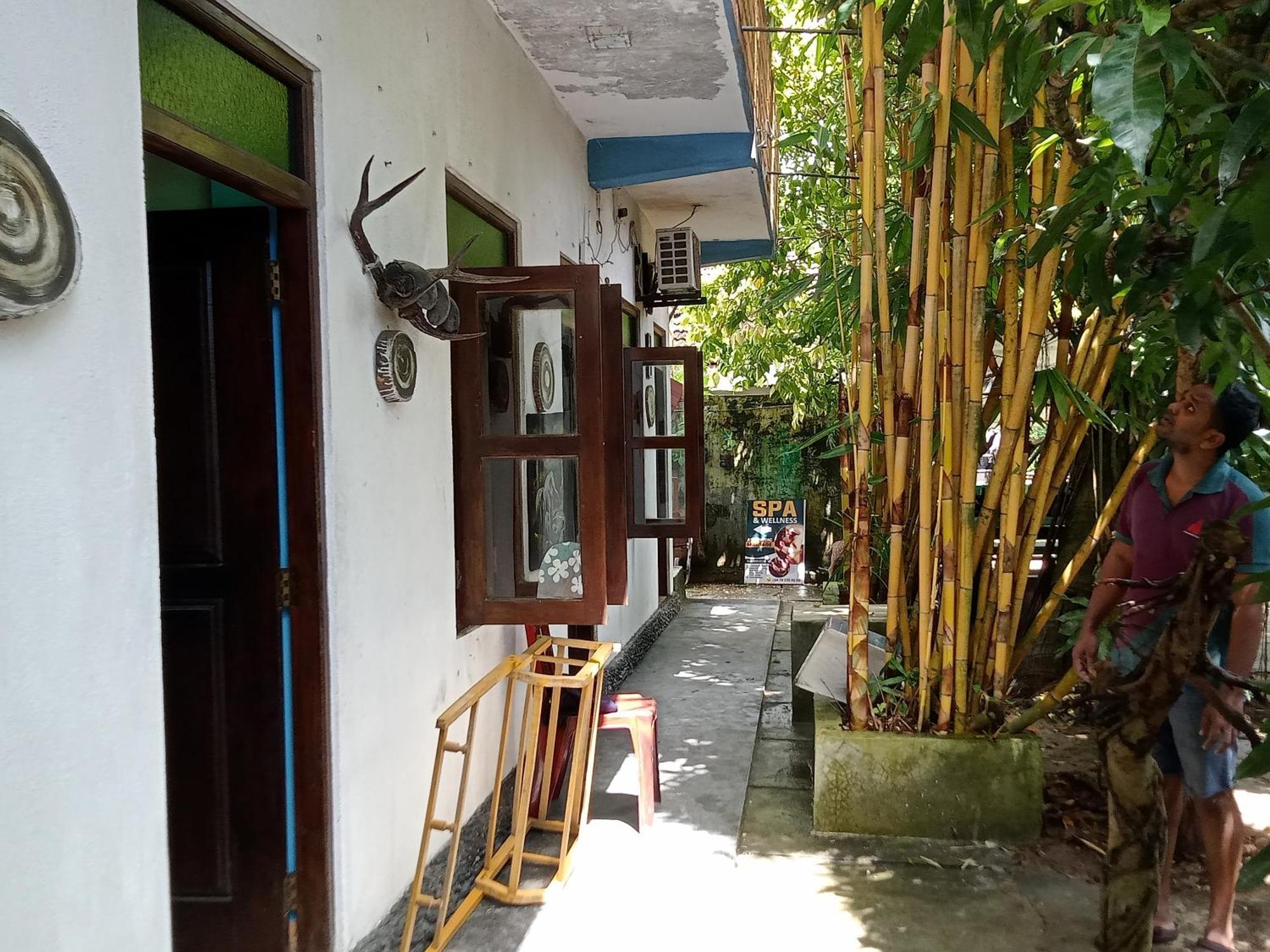 Suninn Hostel And Surf School เวลิกามา ภายนอก รูปภาพ